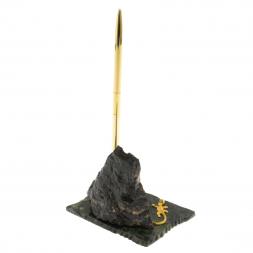 Подставка под ручку &amp;quot;Скала и ящерица&amp;quot; родонит змеевик