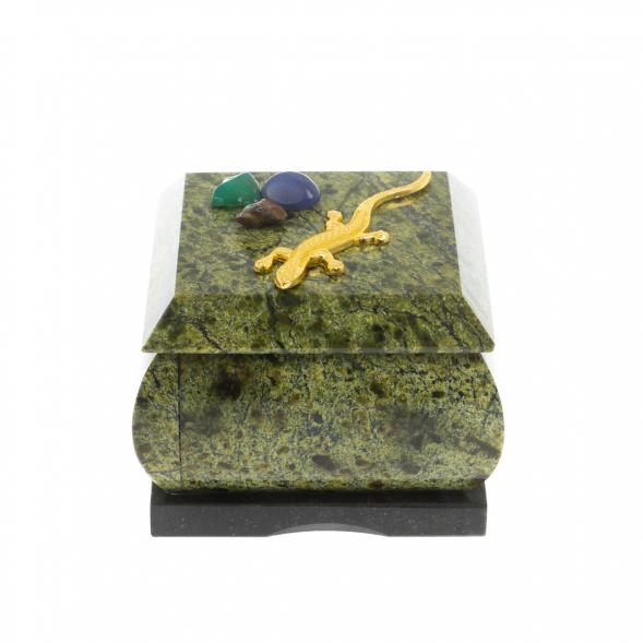 Шкатулка квадратная с прямой ящерицей 6,5х6,5х5 см 129458