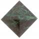 Пирамида 11х11х7,5 см камень змеевик 113810