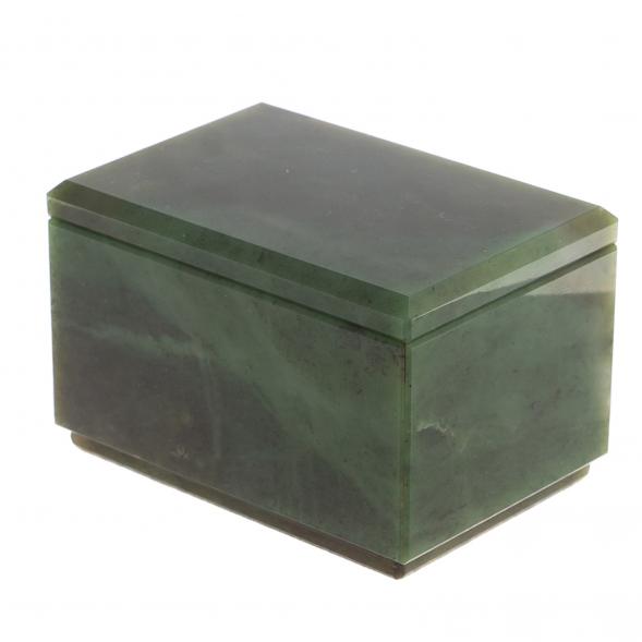 Шкатулка из нефрита 8х5,7х5 см 124538