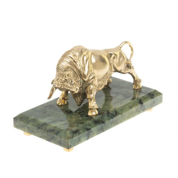 Бронзовая статуэтка &amp;quot;Бык&amp;quot; на подставке из нефрита цвет золото 127656