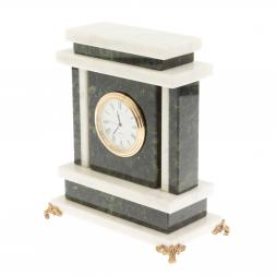 Часы из нефрита и белого мрамора