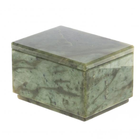 Шкатулка из нефрита 8х6х5 см 124541