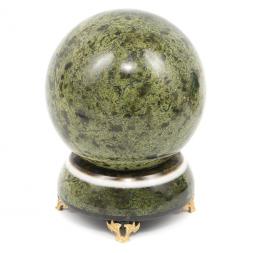 Шар из светло-зеленого змеевика Антистресс 10 см