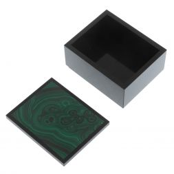 Шкатулка из малахита и долерита 10,5х8,5х6 см