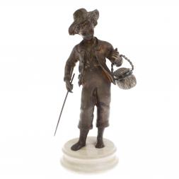 Бронзовая статуэтка "Мальчик рыбак" на подставке из мрамора