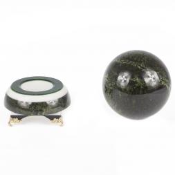 Шар из темного змеевика Антистресс 10 см