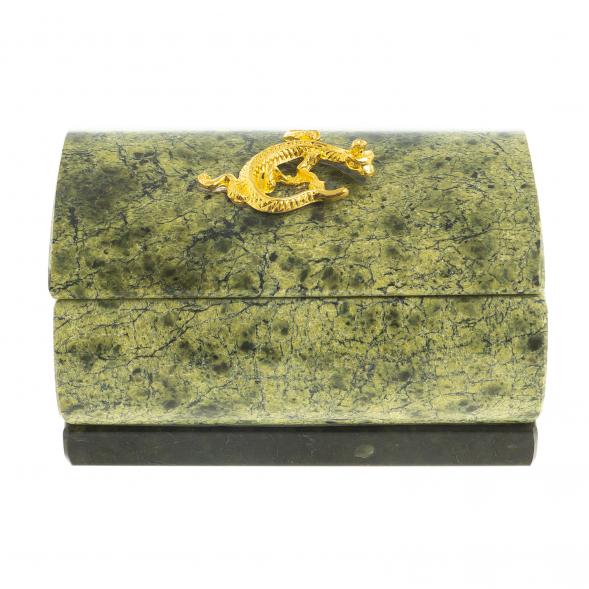 Шкатулка овальная из змеевика &amp;quot;Ящерица&amp;quot; 9х6,5х6 см 123249