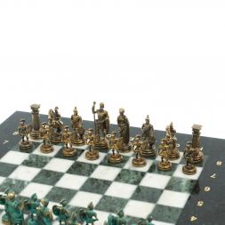 Шахматы &amp;quot;Римские воины&amp;quot; фигуры бронза / патина 28х28 см из мрамора и змеевика