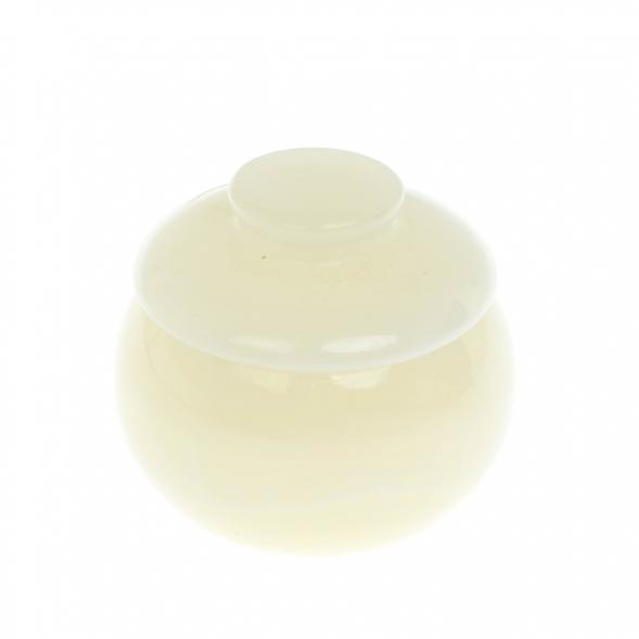 Шкатулка из белого оникса 5,5х5,5х5 см (2,5) 129743