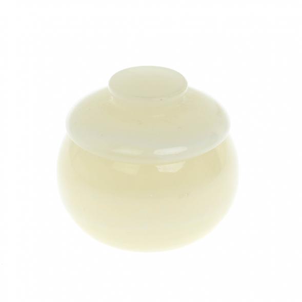 Шкатулка из белого оникса 5,5х5,5х5 см (2,5) 129743