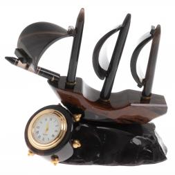 Настольные часы "Парусник" коричневый обсидиан