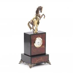 Декоративные часы «Конь с попоной» из яшмы и бронзы