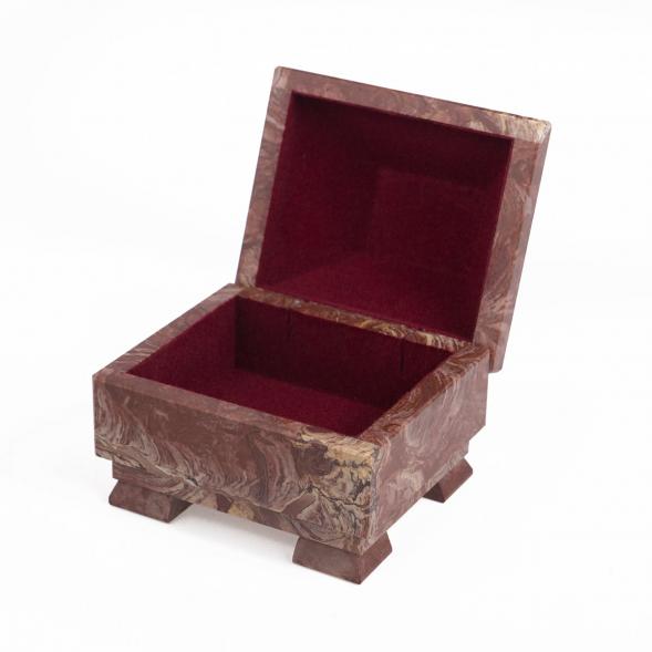 Ларец камень лемезит 10х8,5х8,5 см 119260