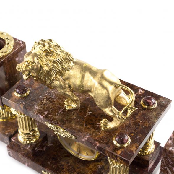 Письменный набор &amp;quot;Рычащий лев&amp;quot; с настольным ковриком 121011