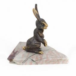 Сувенир из бронзы на подставке из яшмы &amp;quot;Зайчик&amp;quot;