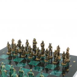 Шахматы &amp;quot;Римляне против Галлов&amp;quot; фигуры бронза / патина 36х36 см змеевик