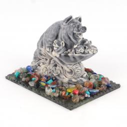 Сувенир "Хряк с поросятами в тачке" из мрамолита