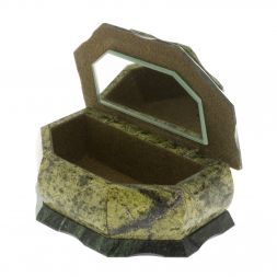 Шкатулка из змеевика с ящерицей и самоцветами 15х8,5х7 см