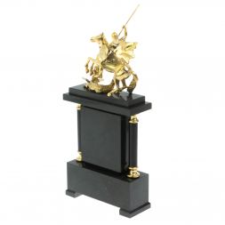 Часы из малахита &amp;quot;Георгий Победоносец&amp;quot; бронза