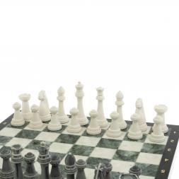 Шахматы "Стаунтон" доска 40х40 см мрамор / шабровский змеевик
