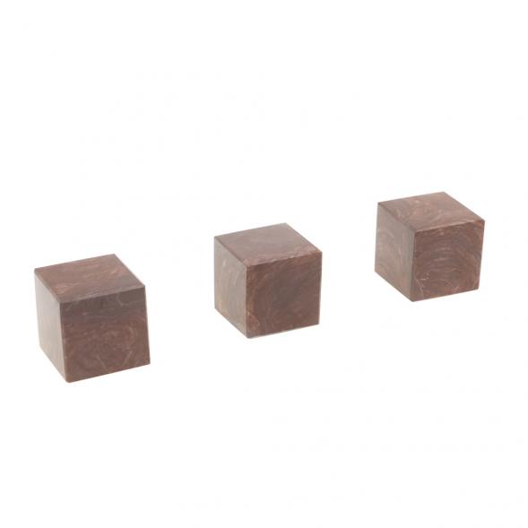 Кубик из лемезита 3 см 127590
